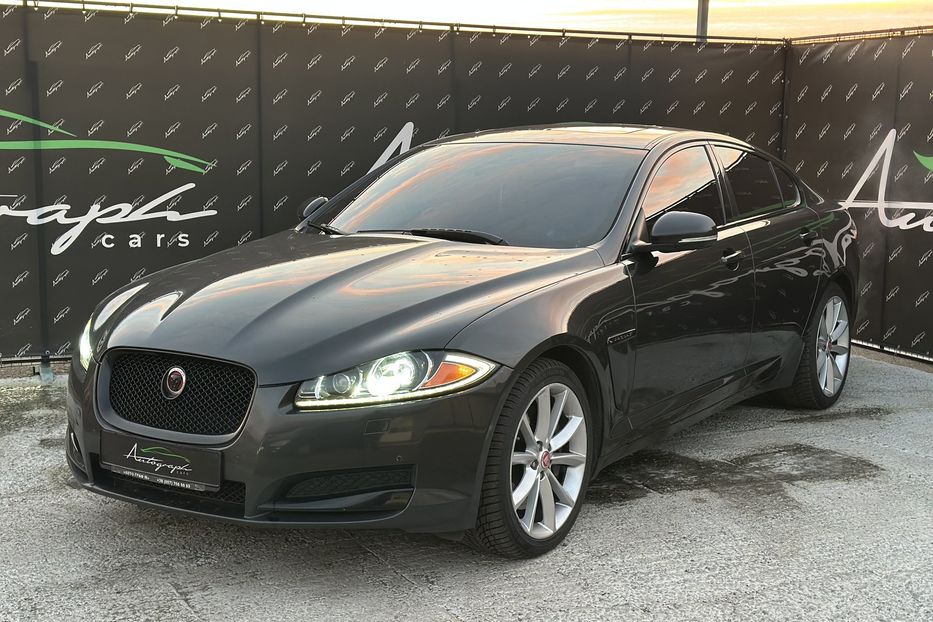 Продам Jaguar XF V6 AWD  2014 года в Киеве