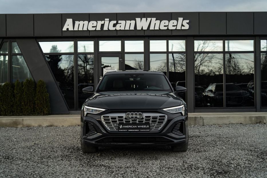 Продам Audi Q8 e-tron Sportback S-line 2023 года в Черновцах