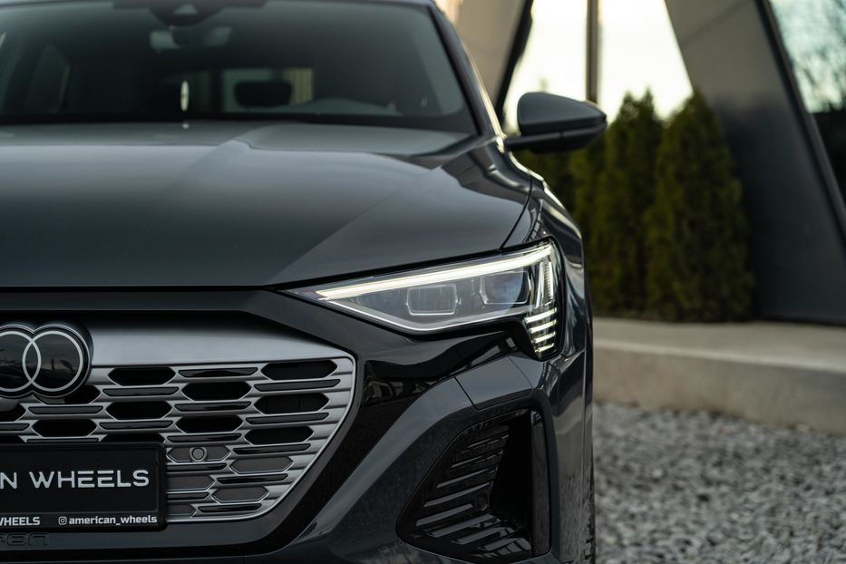 Продам Audi Q8 e-tron Sportback S-line 2023 года в Черновцах