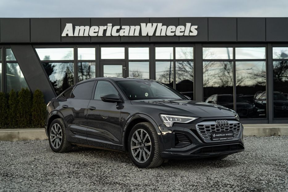 Продам Audi Q8 e-tron Sportback S-line 2023 года в Черновцах