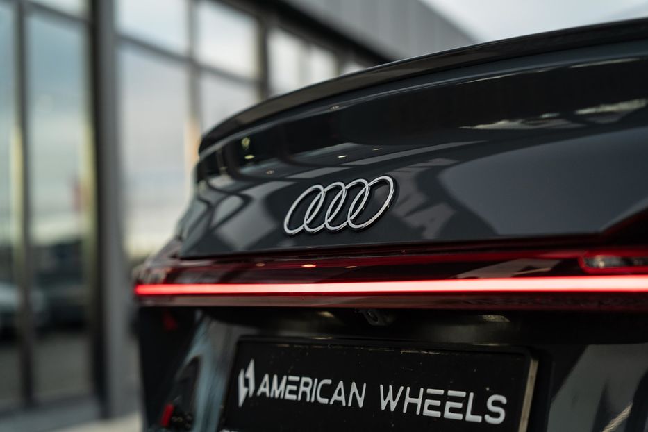 Продам Audi Q8 e-tron Sportback S-line 2023 года в Черновцах