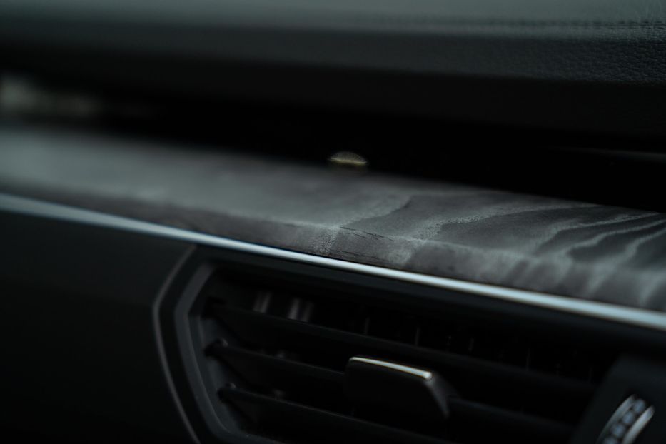 Продам Audi Q8 e-tron Sportback S-line 2023 года в Черновцах