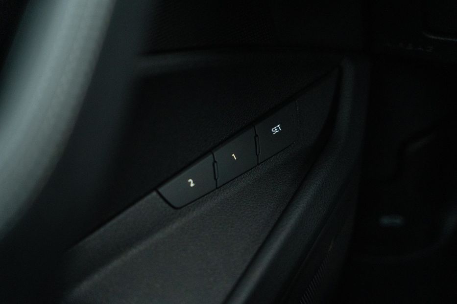 Продам Audi Q8 e-tron Sportback S-line 2023 года в Черновцах