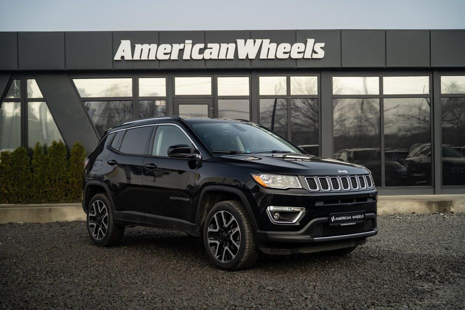Продам Jeep Compass Limited 4x4 2018 года в Черновцах