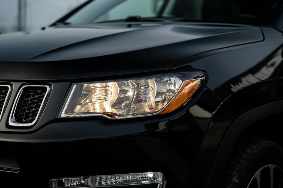 Продам Jeep Compass Limited 4x4 2018 года в Черновцах