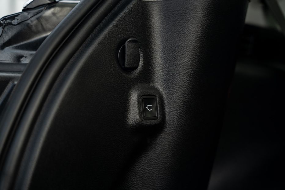 Продам Jeep Compass Limited 4x4 2018 года в Черновцах