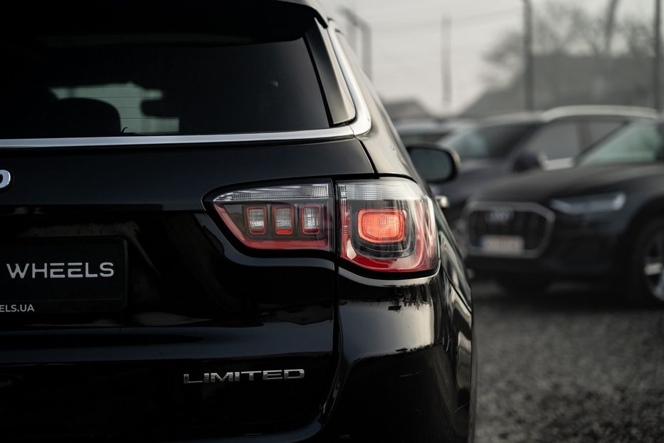 Продам Jeep Compass Limited 4x4 2018 года в Черновцах