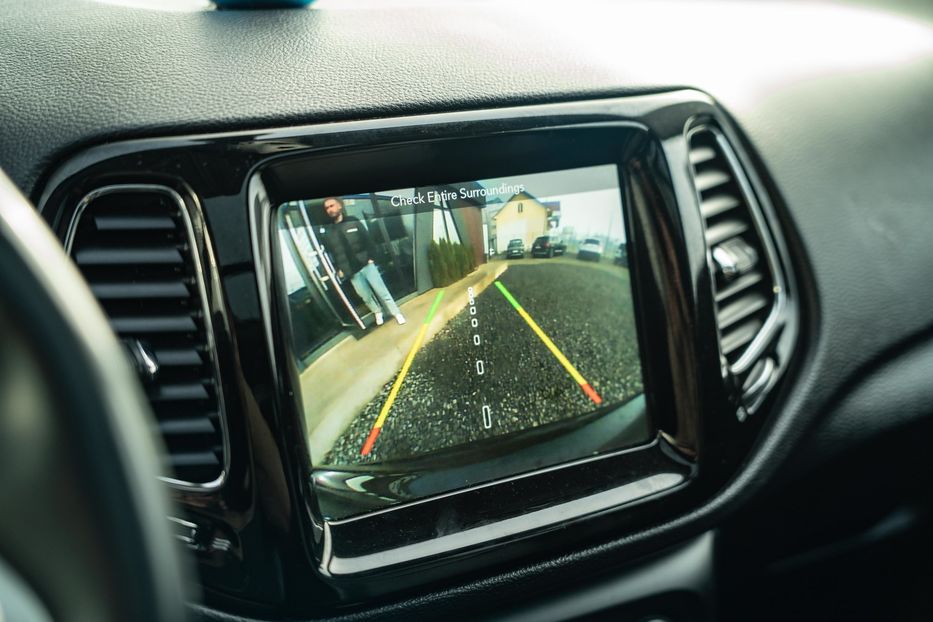 Продам Jeep Compass Limited 4x4 2018 года в Черновцах