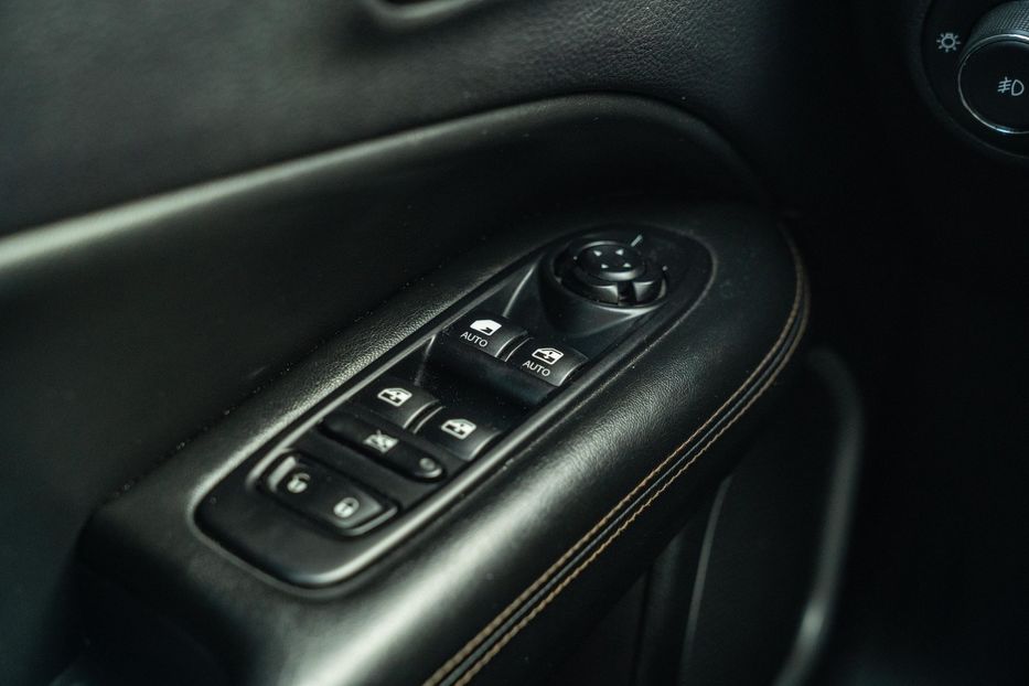 Продам Jeep Compass Limited 4x4 2018 года в Черновцах