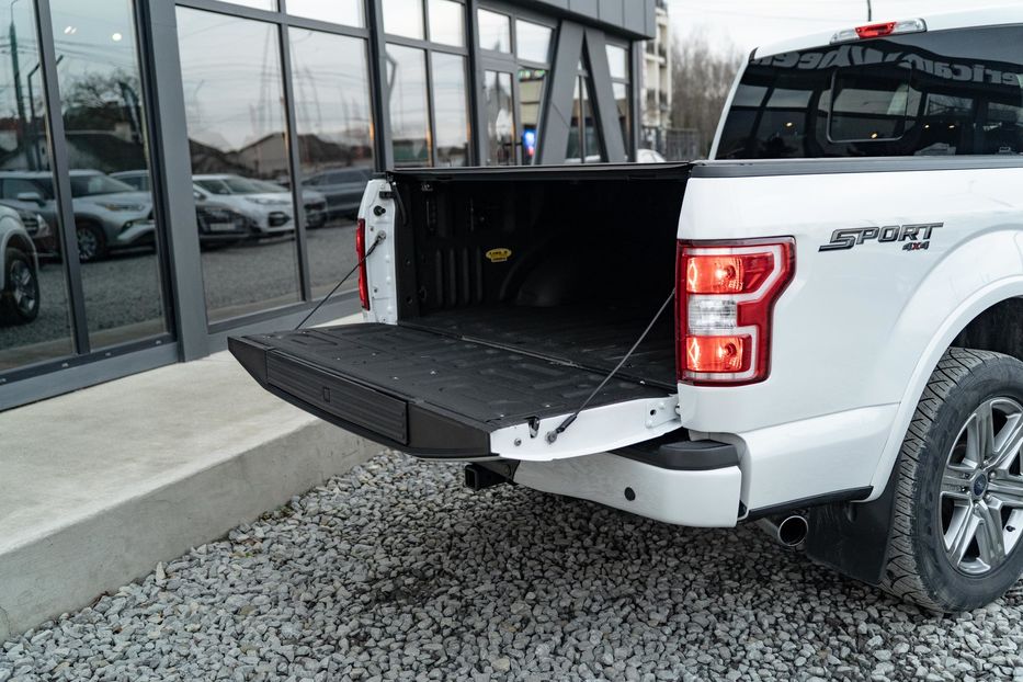 Продам Ford F-Series F-150 SuperCrew XLT 2018 года в Черновцах