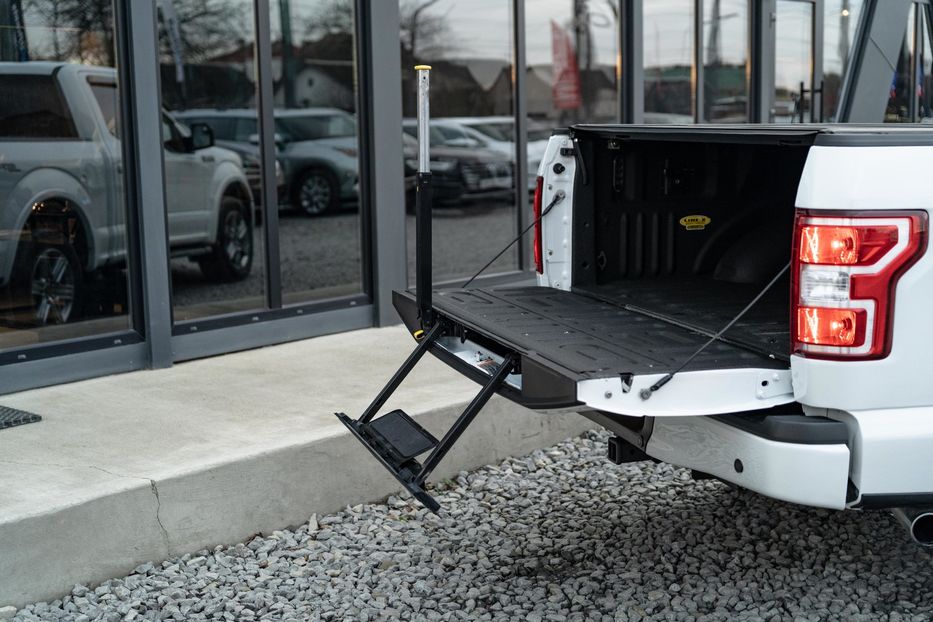 Продам Ford F-Series F-150 SuperCrew XLT 2018 года в Черновцах