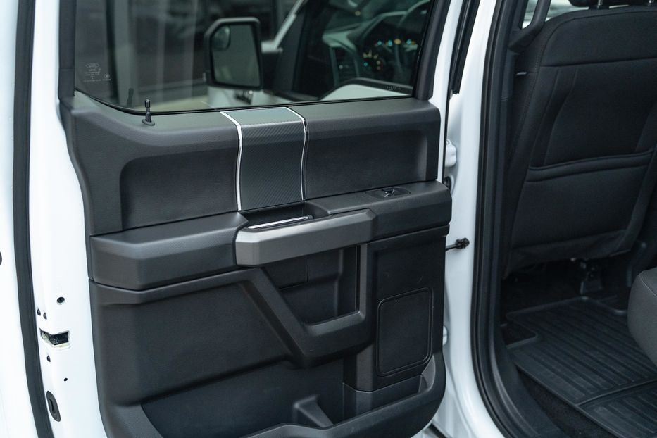 Продам Ford F-Series F-150 SuperCrew XLT 2018 года в Черновцах