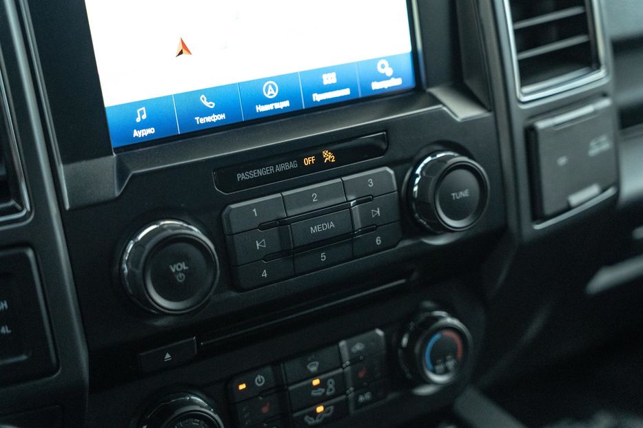 Продам Ford F-Series F-150 SuperCrew XLT 2018 года в Черновцах