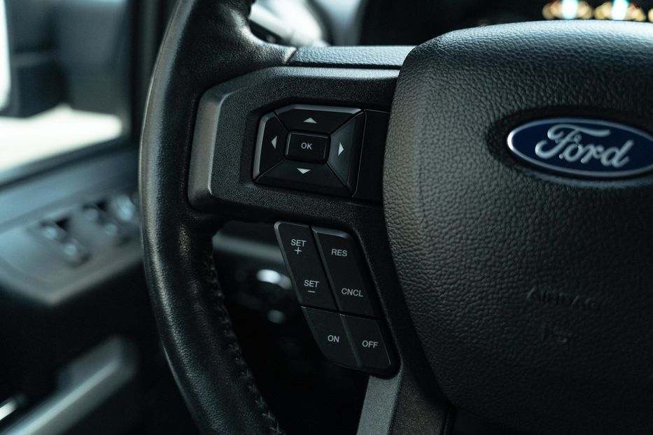 Продам Ford F-Series F-150 SuperCrew XLT 2018 года в Черновцах