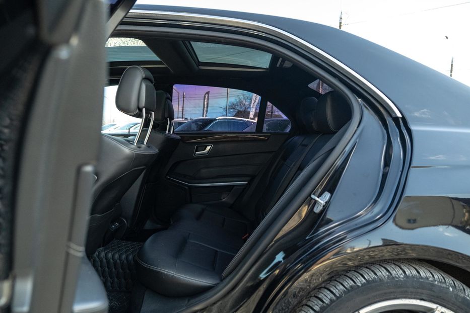 Продам Mercedes-Benz E-Class 350 4Matic 2014 года в Черновцах