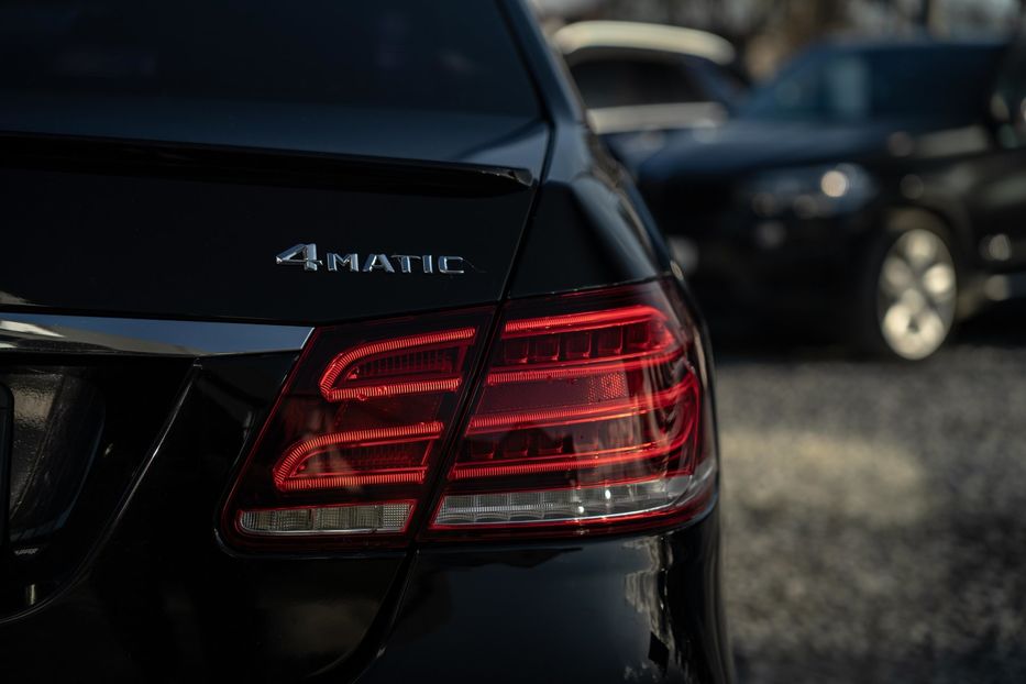 Продам Mercedes-Benz E-Class 350 4Matic 2014 года в Черновцах