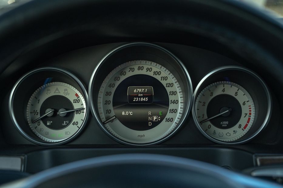 Продам Mercedes-Benz E-Class 350 4Matic 2014 года в Черновцах