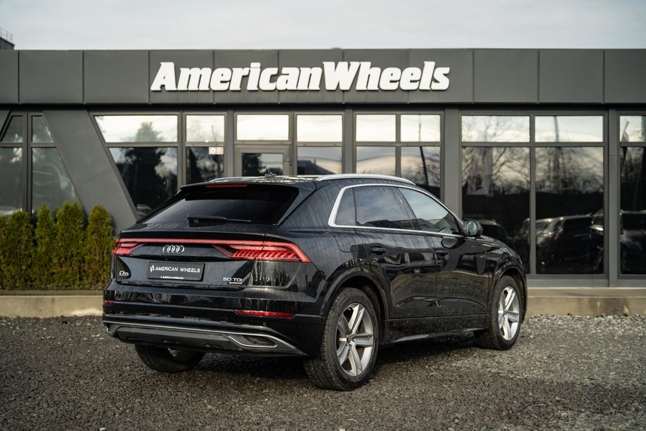 Продам Audi Q8 2021 года в Черновцах