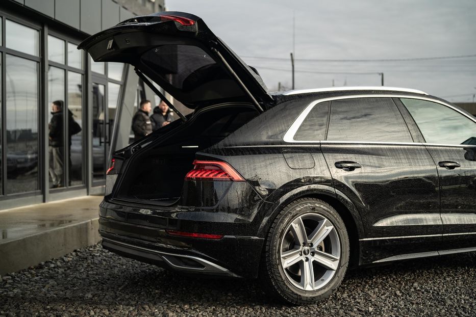 Продам Audi Q8 2021 года в Черновцах