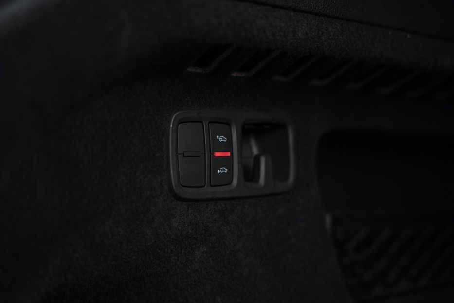 Продам Audi Q8 2021 года в Черновцах