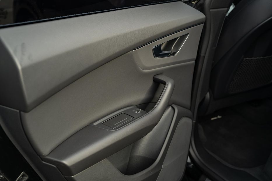 Продам Audi Q8 2021 года в Черновцах