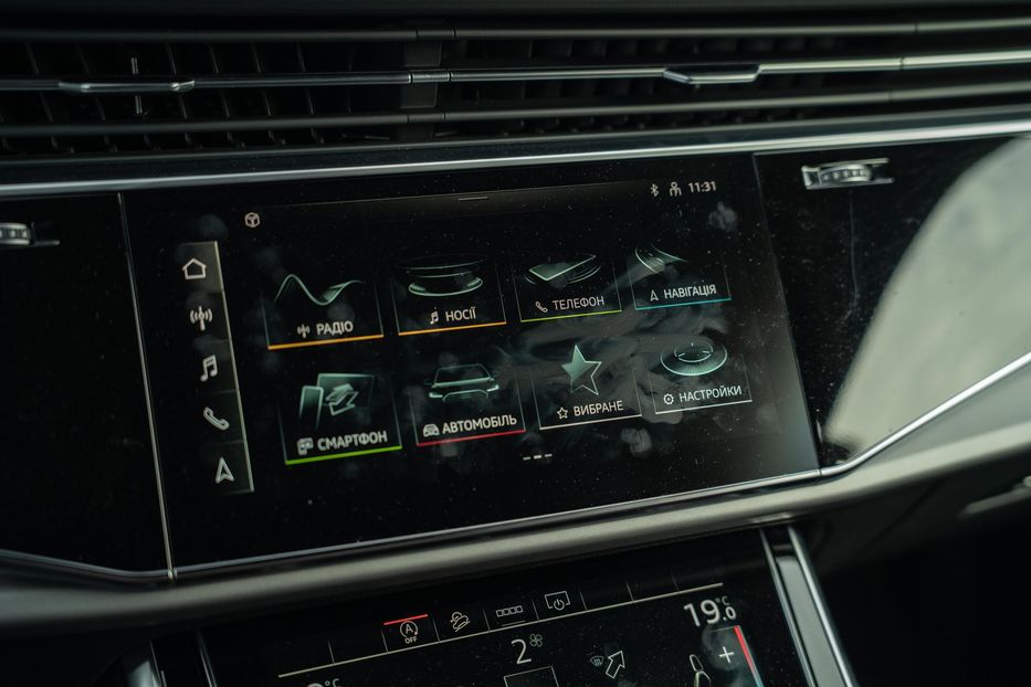 Продам Audi Q8 2021 года в Черновцах