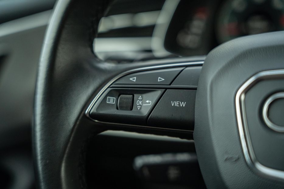 Продам Audi Q8 2021 года в Черновцах