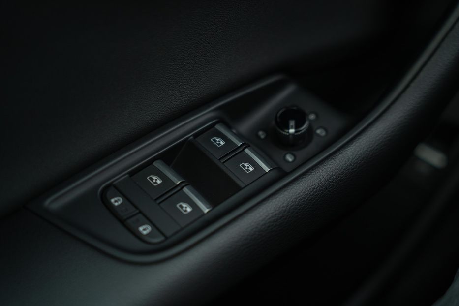 Продам Audi Q8 2021 года в Черновцах