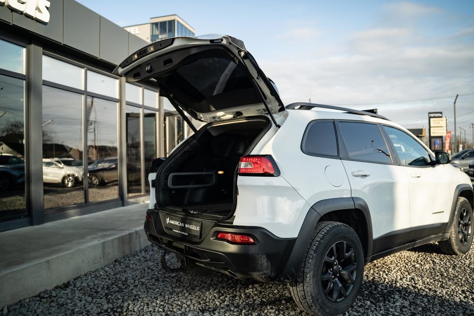 Продам Jeep Cherokee Trailhawk 2015 года в Черновцах