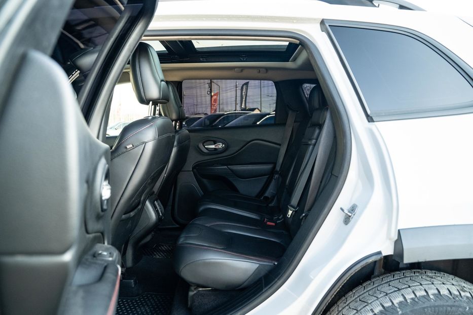 Продам Jeep Cherokee Trailhawk 2015 года в Черновцах