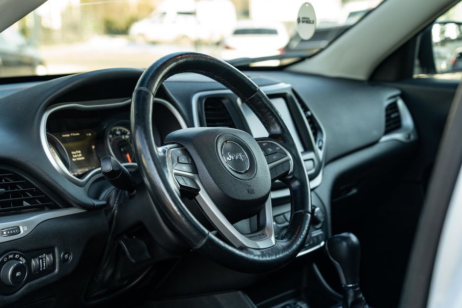 Продам Jeep Cherokee Trailhawk 2015 года в Черновцах