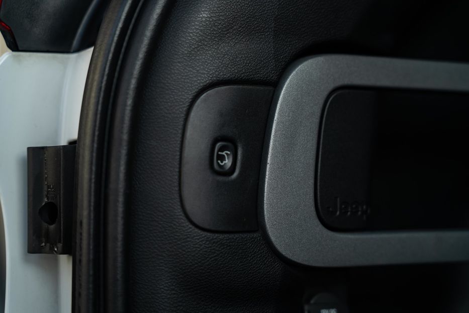 Продам Jeep Cherokee Trailhawk 2015 года в Черновцах