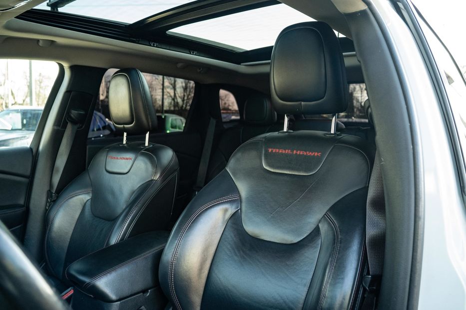 Продам Jeep Cherokee Trailhawk 2015 года в Черновцах