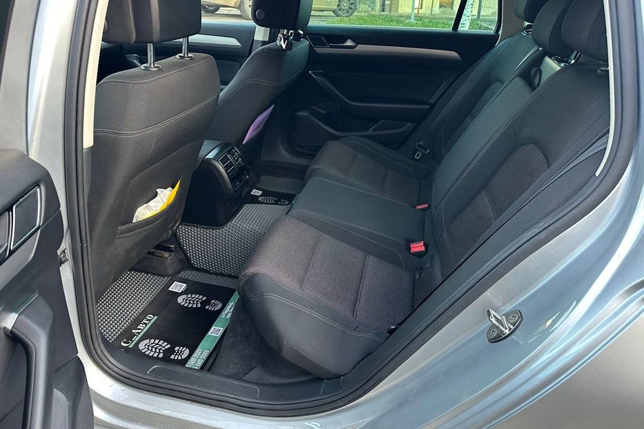 Продам Volkswagen Passat B8 2018 года в Черновцах