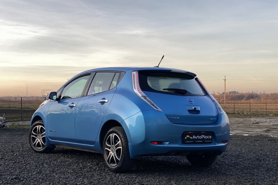 Продам Nissan Leaf 2014 года в Луцке
