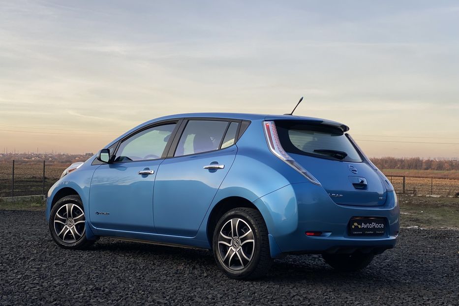 Продам Nissan Leaf 2014 года в Луцке