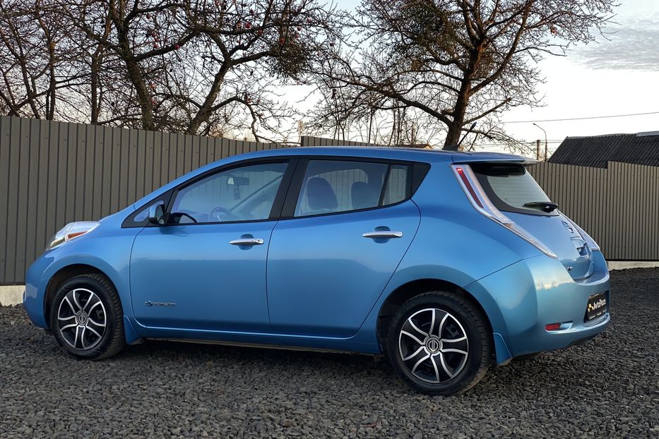 Продам Nissan Leaf 2014 года в Луцке