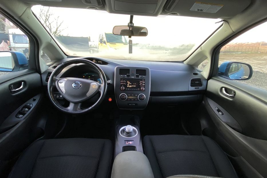 Продам Nissan Leaf 2014 года в Луцке