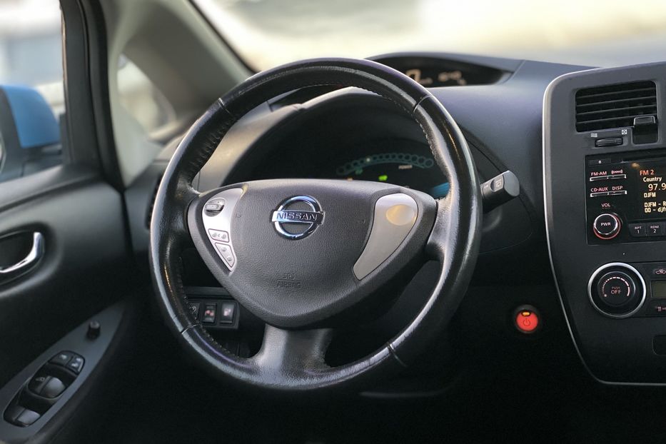 Продам Nissan Leaf 2014 года в Луцке