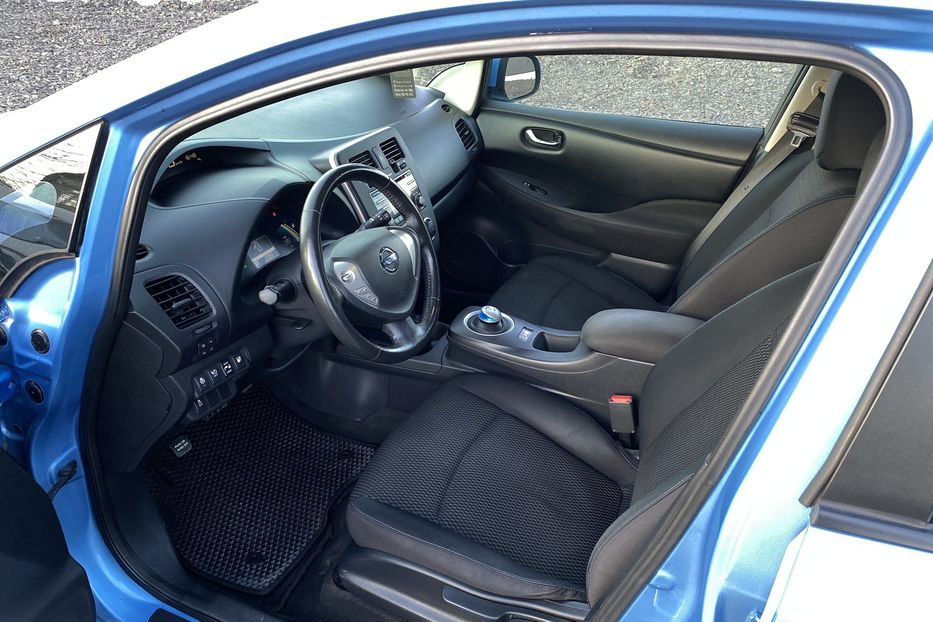 Продам Nissan Leaf 2014 года в Луцке
