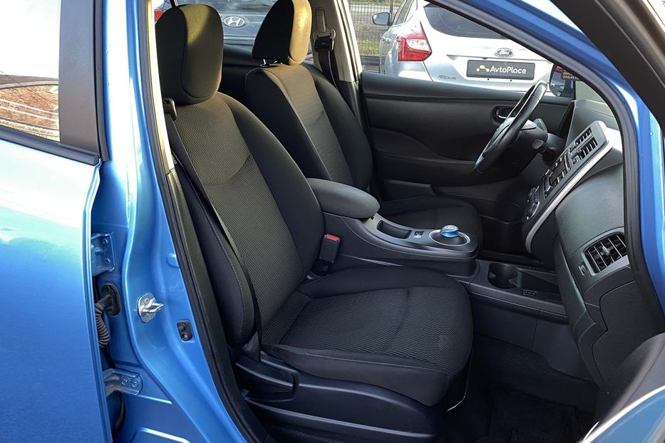 Продам Nissan Leaf 2014 года в Луцке