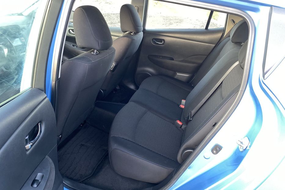 Продам Nissan Leaf 2014 года в Луцке