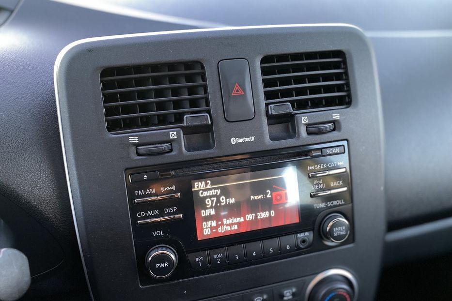 Продам Nissan Leaf 2014 года в Луцке