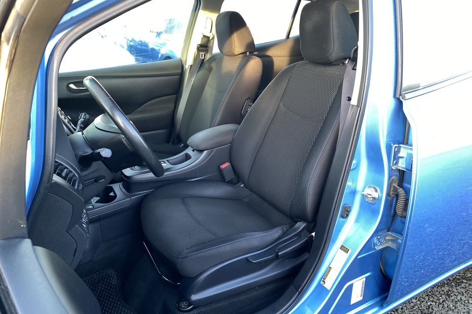 Продам Nissan Leaf 2014 года в Луцке