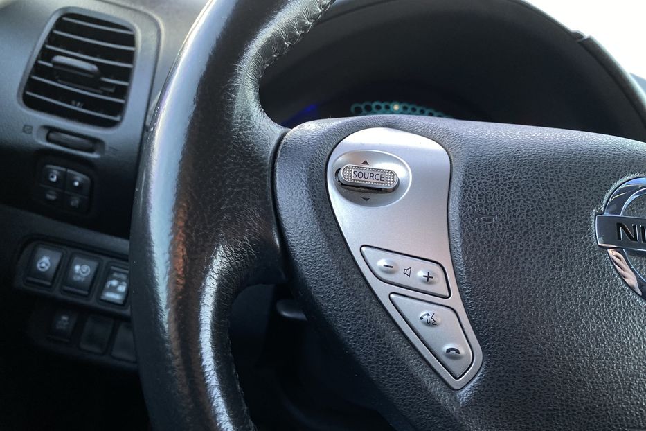 Продам Nissan Leaf 2014 года в Луцке