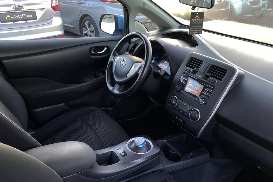 Продам Nissan Leaf 2014 года в Луцке
