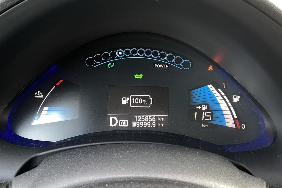 Продам Nissan Leaf 2014 года в Луцке