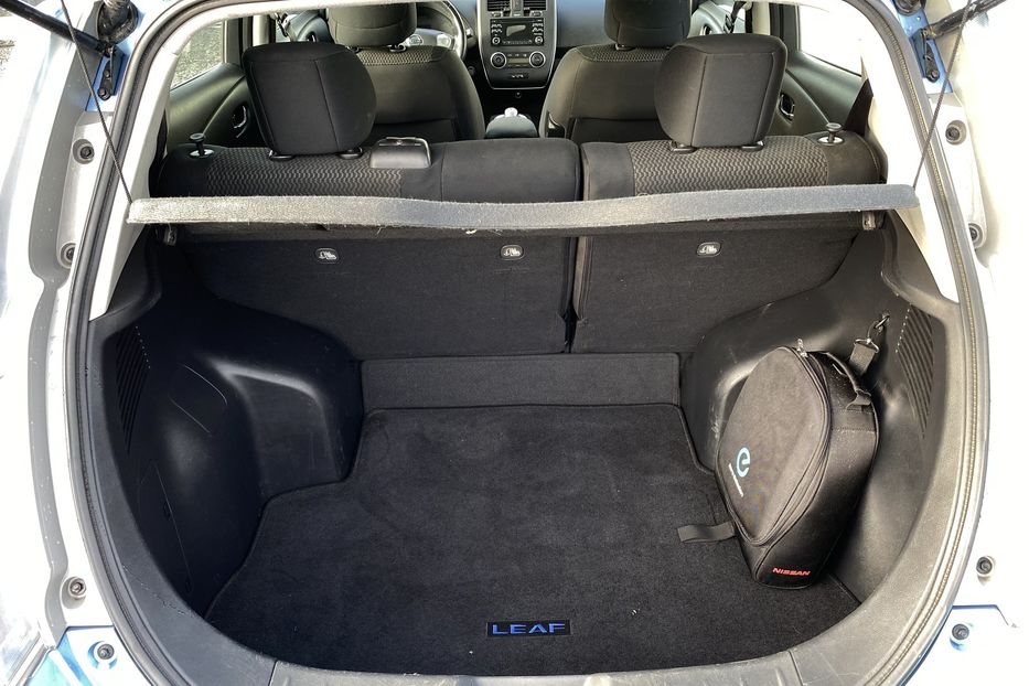 Продам Nissan Leaf 2014 года в Луцке