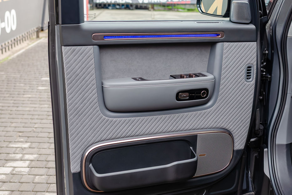 Продам Tesla Model Y ZEEKR MIX 102kWt 2024 года в Киеве