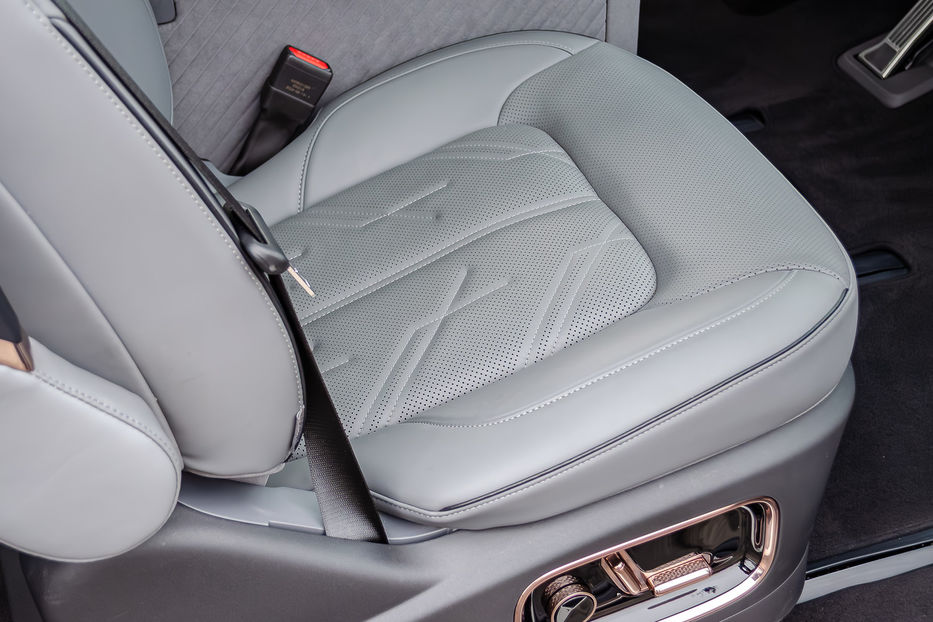 Продам Tesla Model Y ZEEKR MIX 102kWt 2024 года в Киеве